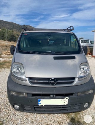 Opel Vivaro 2005 averiada