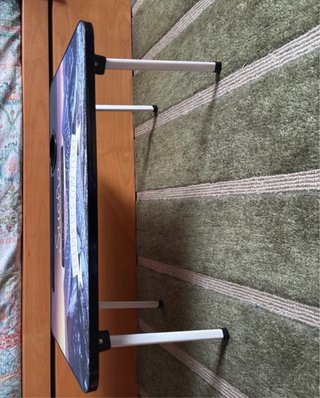 Mesa para cama con diseño inspirador