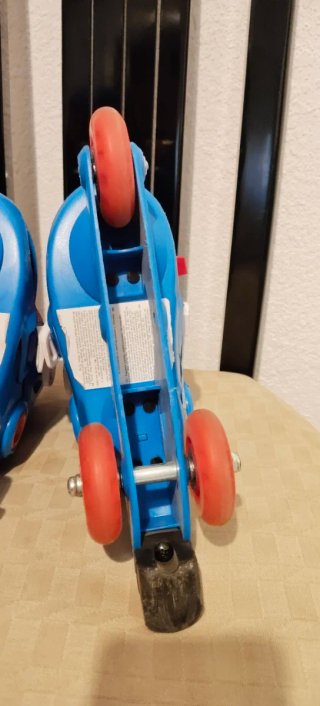 Patines ajustables para niños talla 26-28