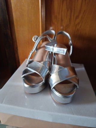 Sandalias Maripaz plateadas tacón