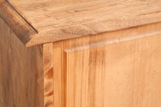 Cassettiera Country in legno massello di tiglio fi
