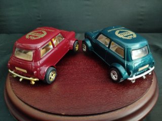 2 Scalextric Mini Cooper 40Th 1959-1999 Beatties
