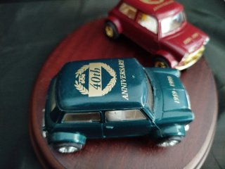 2 Scalextric Mini Cooper 40Th 1959-1999 Beatties