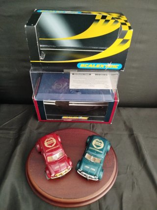 2 Scalextric Mini Cooper 40Th 1959-1999 Beatties