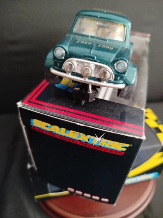 2 Scalextric Mini Cooper 40Th 1959-1999 Beatties