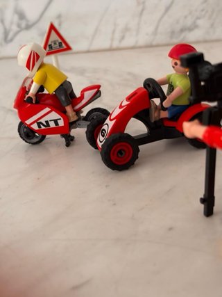 Lote Playmobil Carreras: Moto, Quad y Figuras