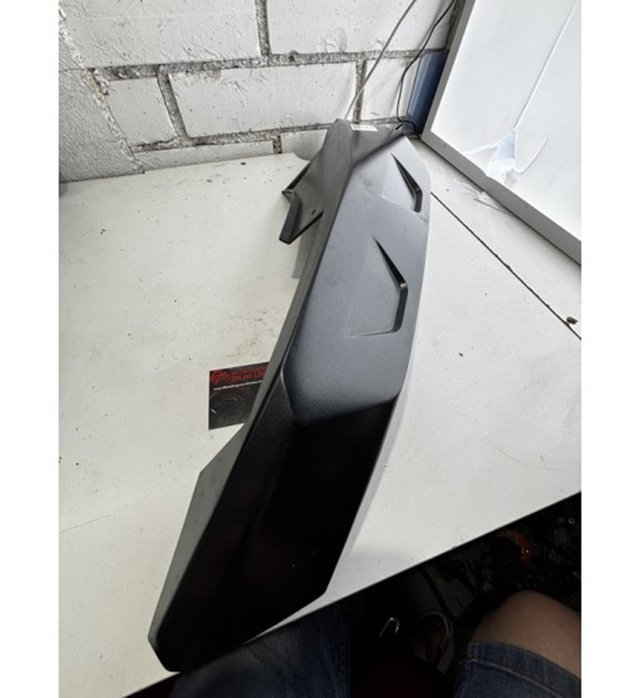 CARENADO TRASERO IZQ. BMW C400X