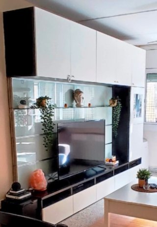 Mueble de salón moderno blanco y negro