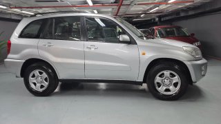 Toyota RAV4 2004