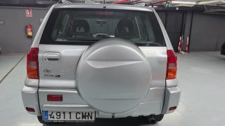 Toyota RAV4 2004