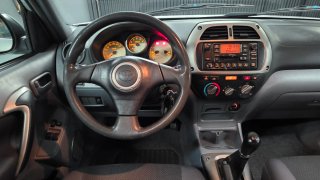 Toyota RAV4 2004
