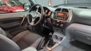 Toyota RAV4 2004