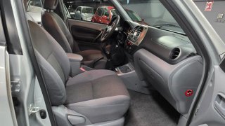 Toyota RAV4 2004