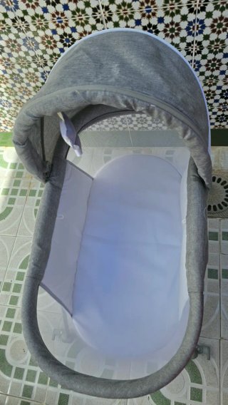 2 Mini Cunas casi nuevas .