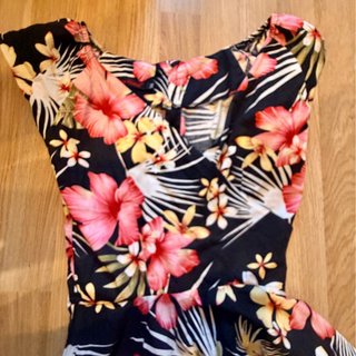 Vestido estampado floral pin-up