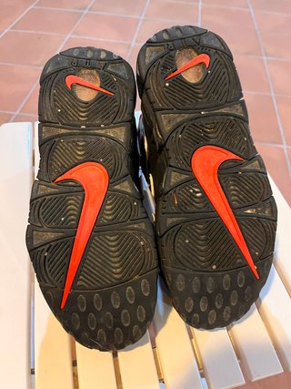 Nike Air More Uptempo Negro Rojo