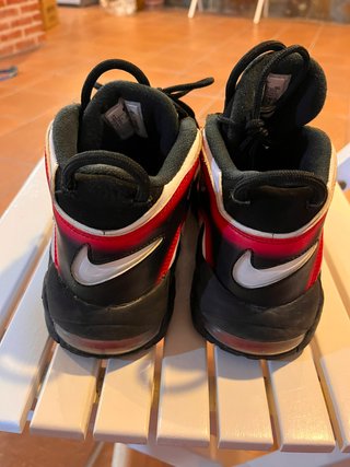 Nike Air More Uptempo Negro Rojo