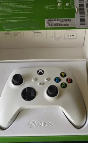 Mando Xbox Robot White