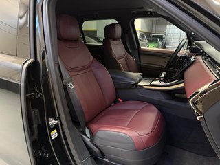Land Rover Range Rover Sport 460PS SE 2025