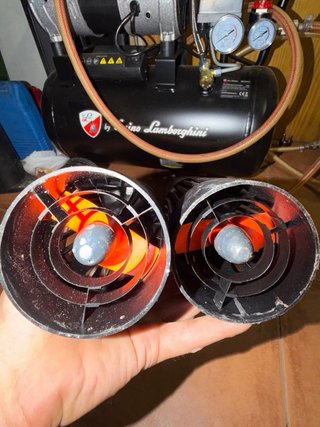 Kayak hinchable con motores