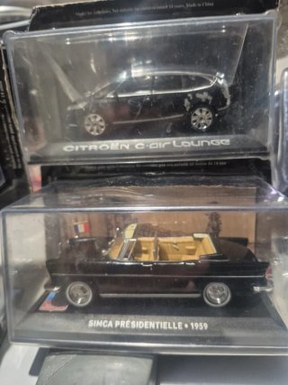 Maquetas de coches 1:43 varios
