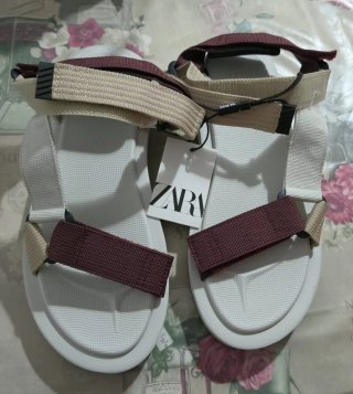 Sandalias Zara Talla 42