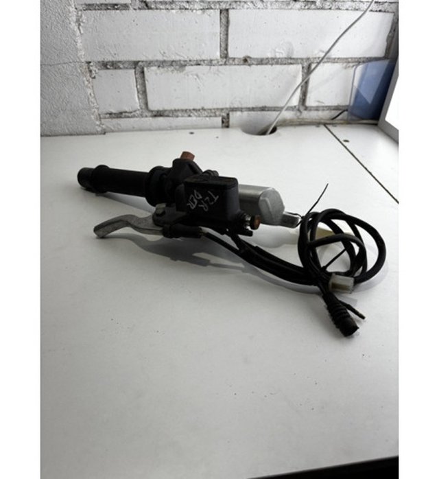 SEMIMANILLAR DERECHO COMPLETO YAMAHA TZR 50