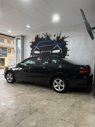 VOLKSWAGEN PASSAT 🟡 1.6 TDI 115cv NACIONAL MANUAL