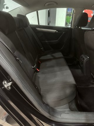 VOLKSWAGEN PASSAT 🟡 1.6 TDI 115cv NACIONAL MANUAL
