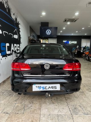 VOLKSWAGEN PASSAT 🟡 1.6 TDI 115cv NACIONAL MANUAL