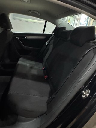 VOLKSWAGEN PASSAT 🟡 1.6 TDI 115cv NACIONAL MANUAL