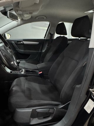 VOLKSWAGEN PASSAT 🟡 1.6 TDI 115cv NACIONAL MANUAL