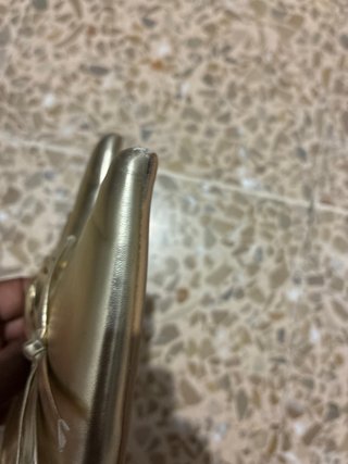 Zapatos planos punta dorados