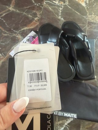 Sandalias Lola Casademunt Negras