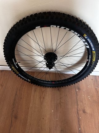 Rueda trasera Novatec Demon DH 27.5