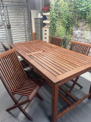 Conjunto de Teca Mesa y Sillas