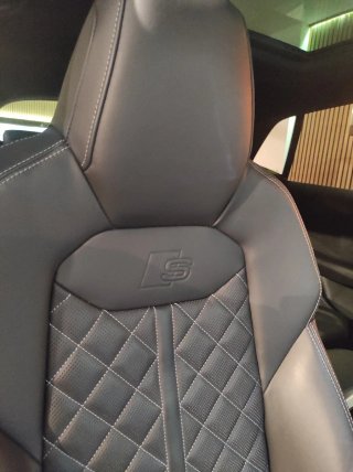 Audi Q8 2021