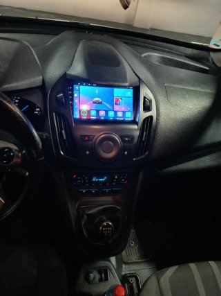 Ford Grand Tourneo Connec 2017