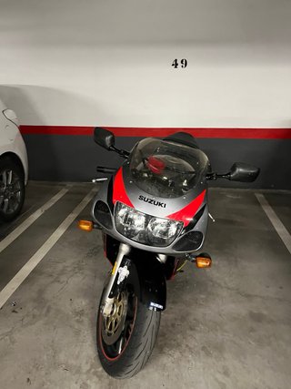Suzuki GSX-R 600 SRAD 1997