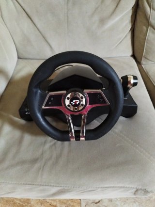 Volante Thrustmaster PS4