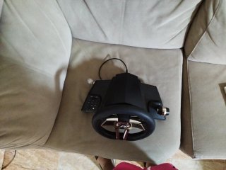 Volante Thrustmaster PS4