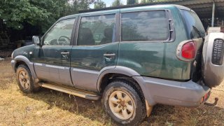 Nissan Terrano II 2001