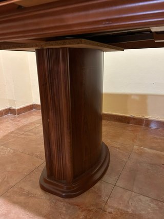 Mesa de comedor extensible de madera