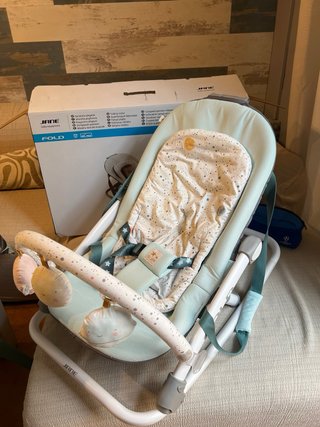 Mochila Ergobaby Embrace + Gandulita Jané
