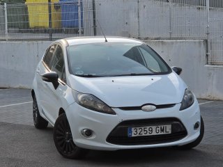 Ford Fiesta SPORT 5PUERTAS