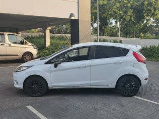 Ford Fiesta SPORT 5PUERTAS
