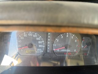 Mitsubishi Montero 2004