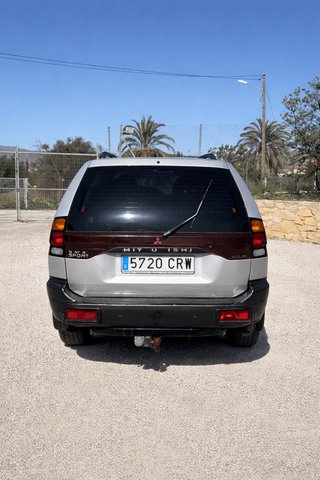 Mitsubishi Montero 2004