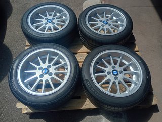 4 Llantas 15" MIM 1900 BMW E30 Neumáticos 750€