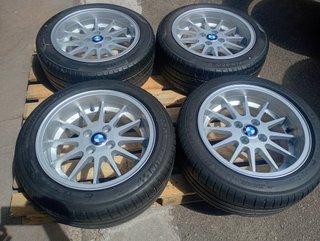 4 Llantas 15" MIM 1900 BMW E30 Neumáticos 750€